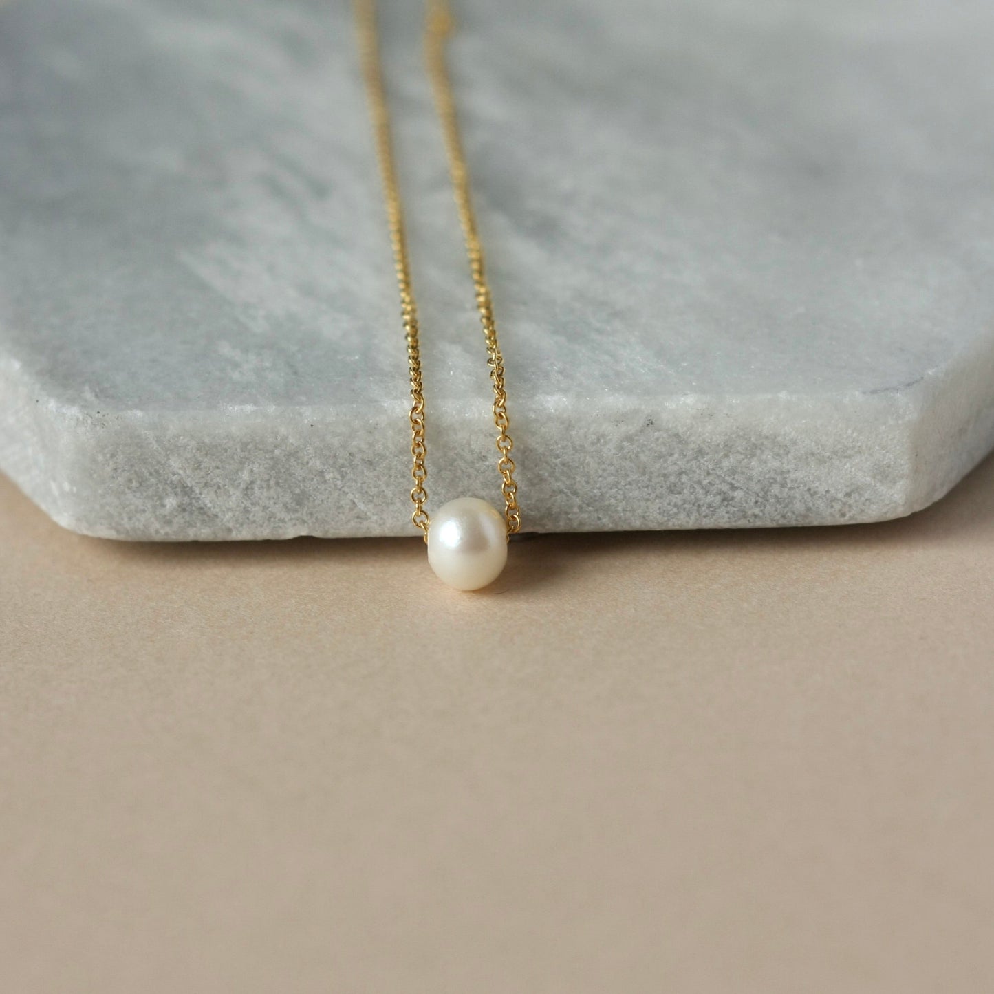 Cream Pearl Gold Solitaire Necklace