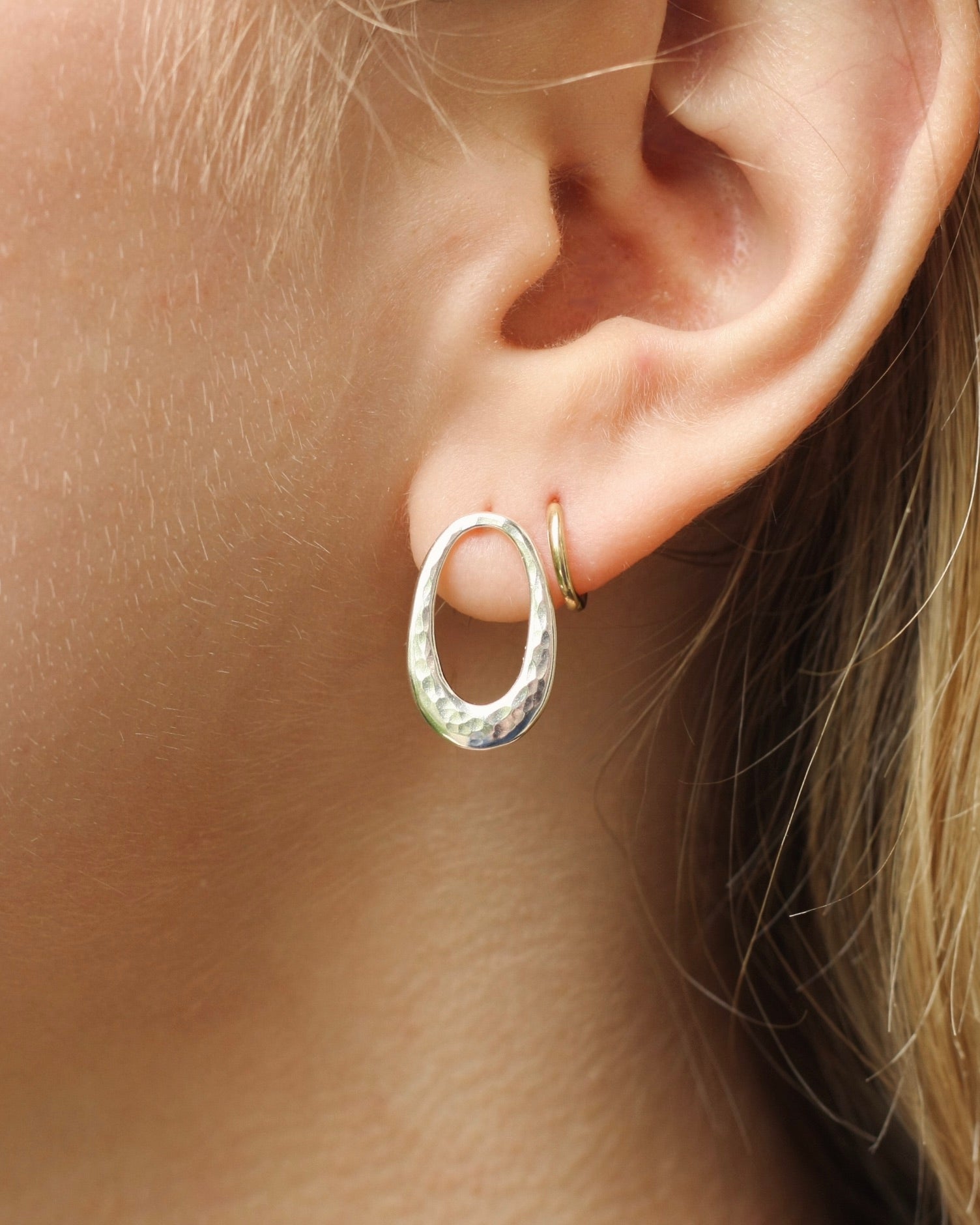 Women's Sterling Silver Hoop Earring Oval - Silver