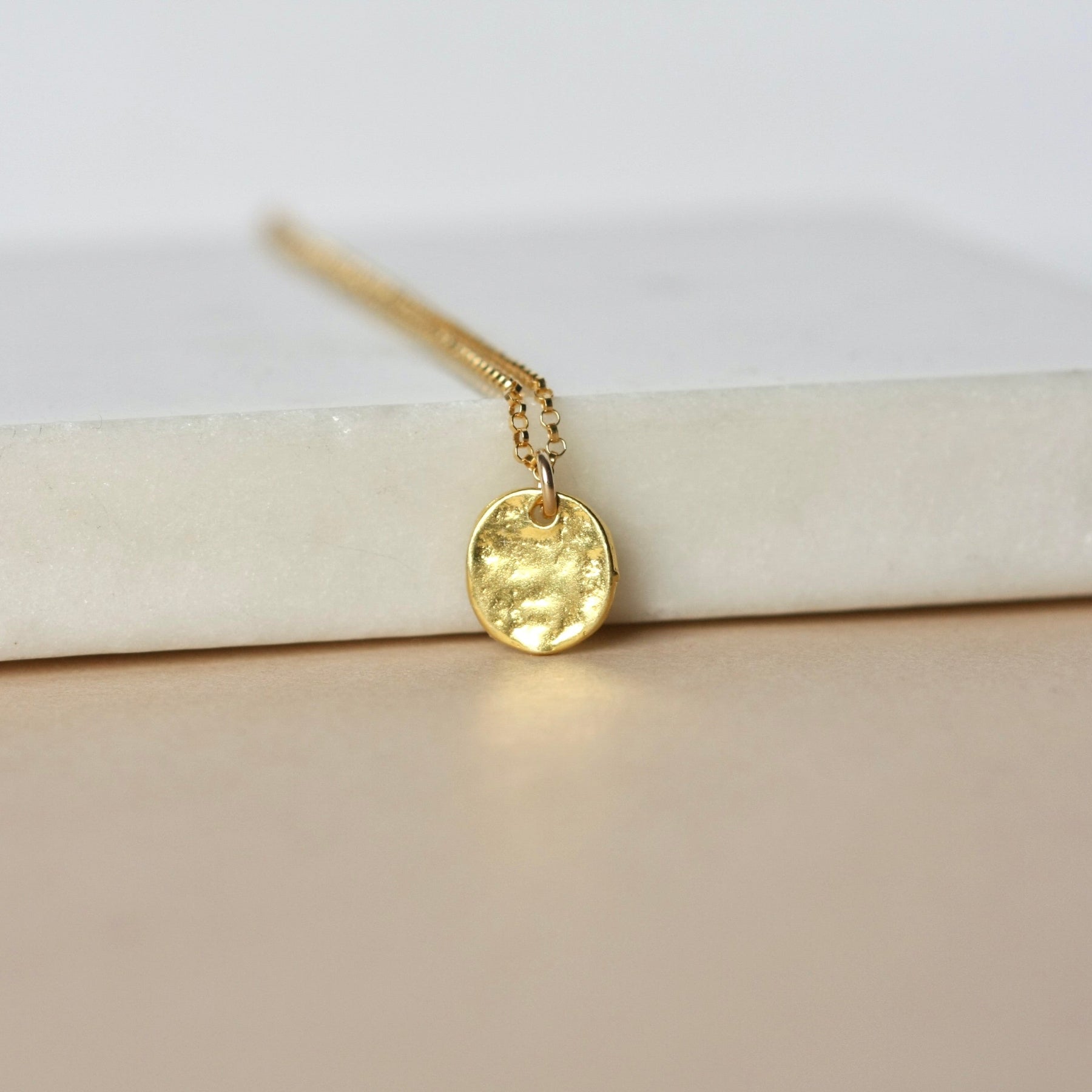Shiny Gold Disc Necklace
