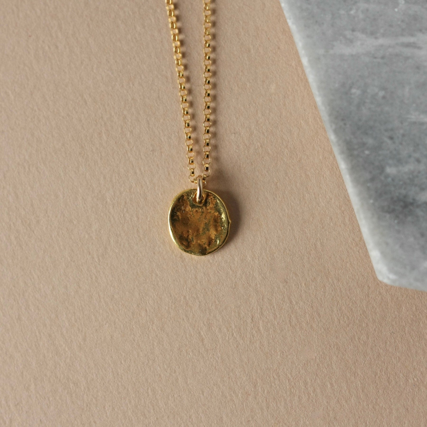 Shiny Gold Disc Necklace