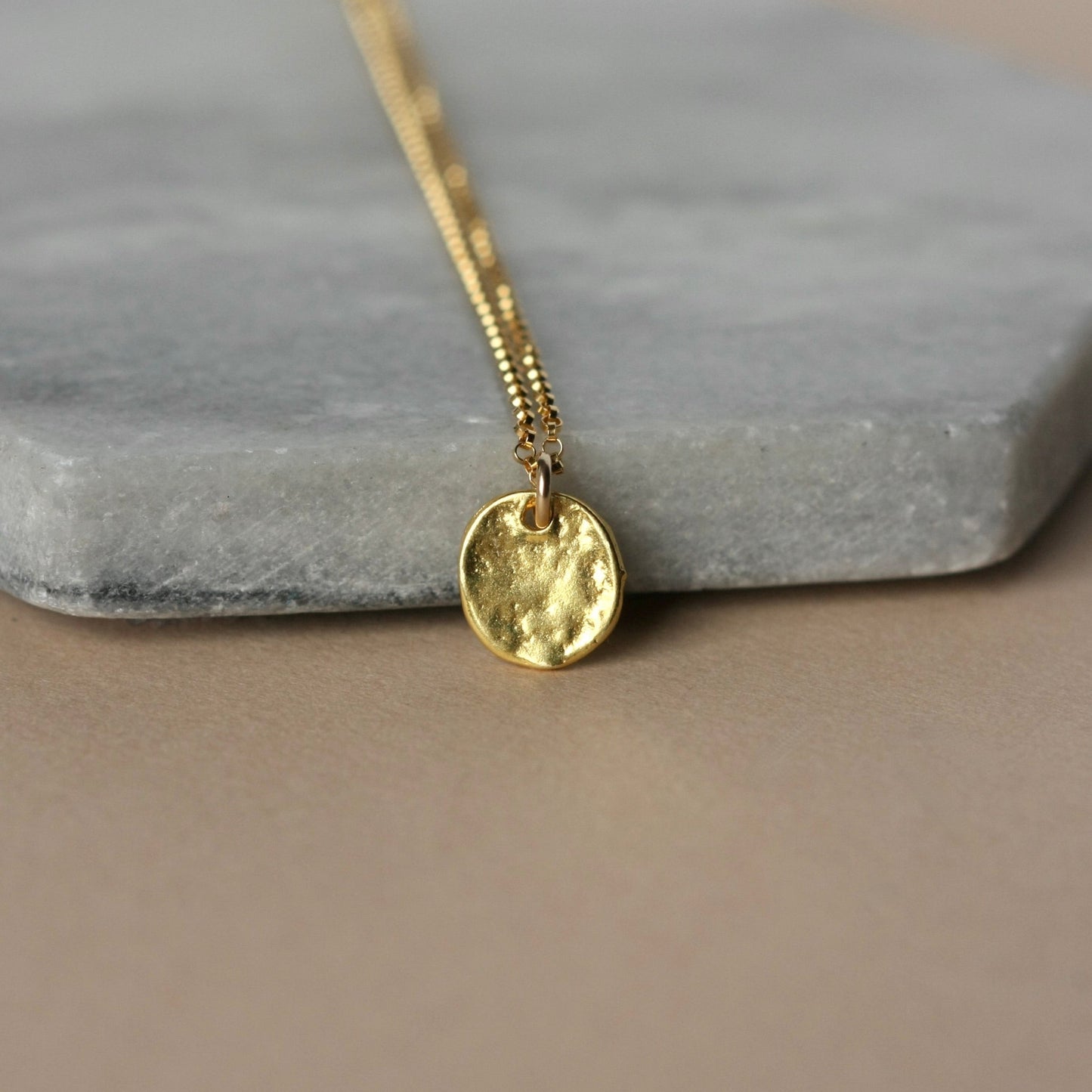 Shiny Gold Disc Necklace