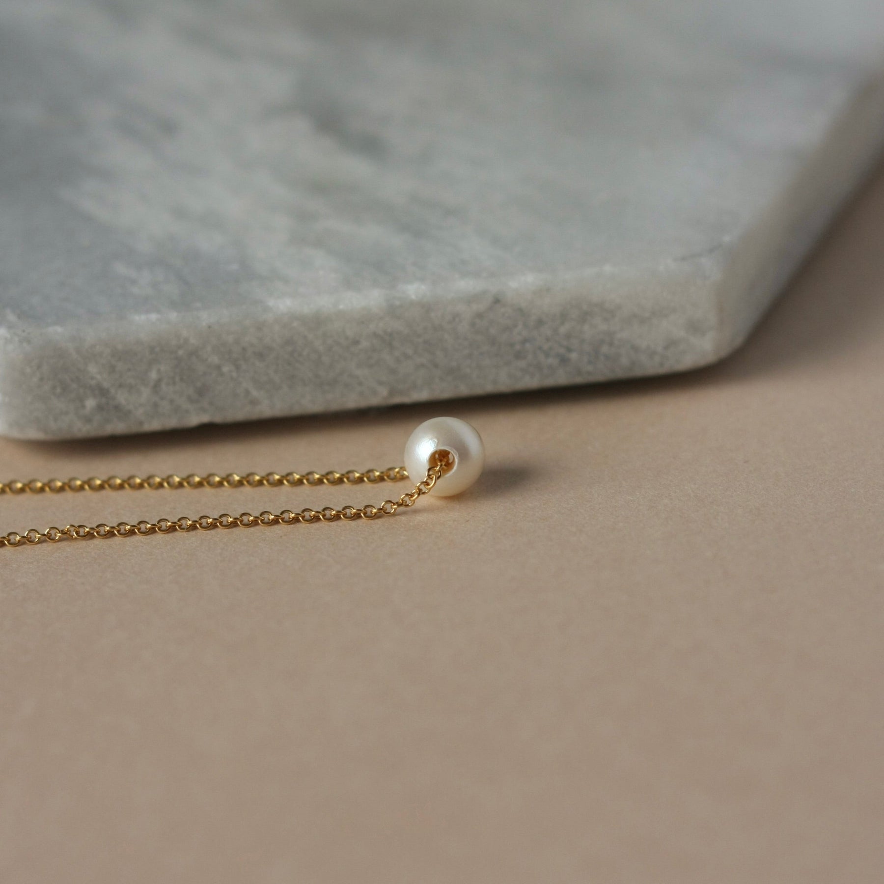 Cream Pearl Gold Solitaire Necklace