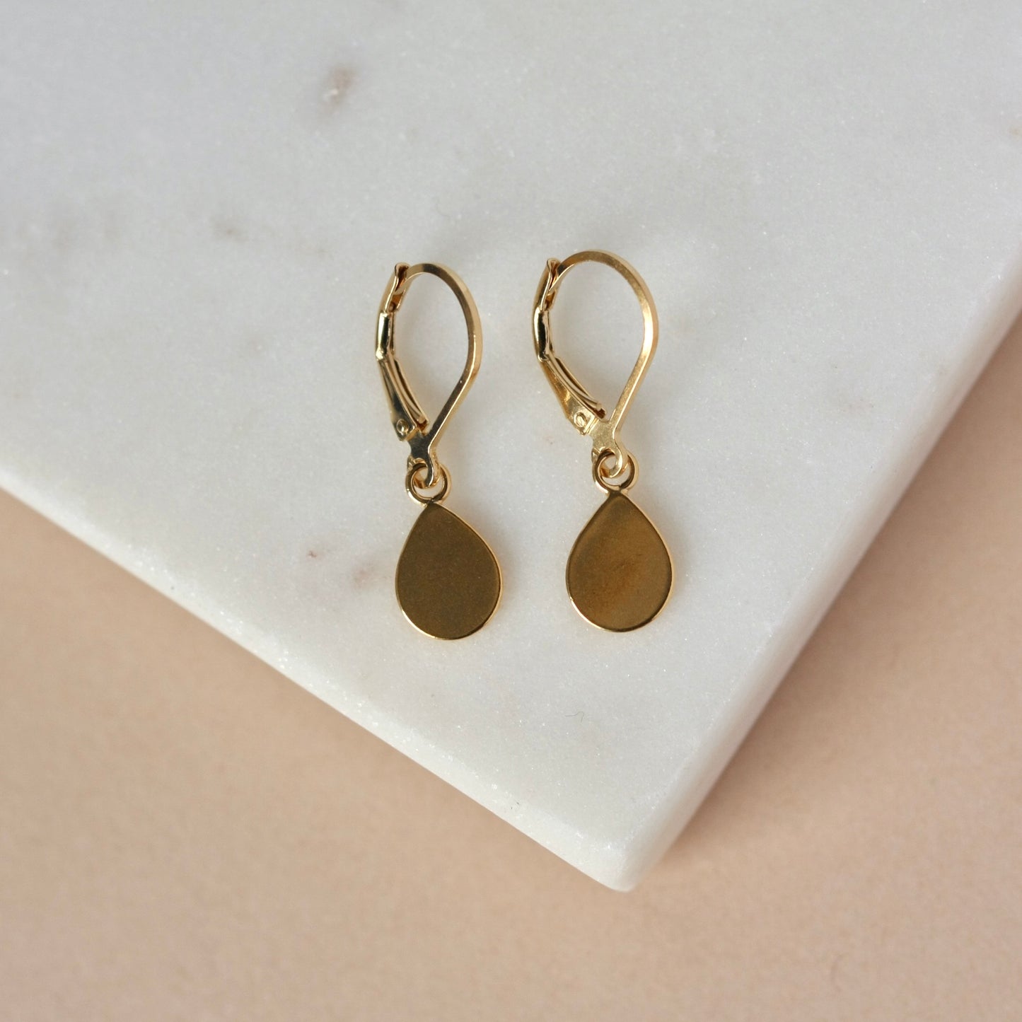 Dainty Gold Teardrop Dangle Earrings