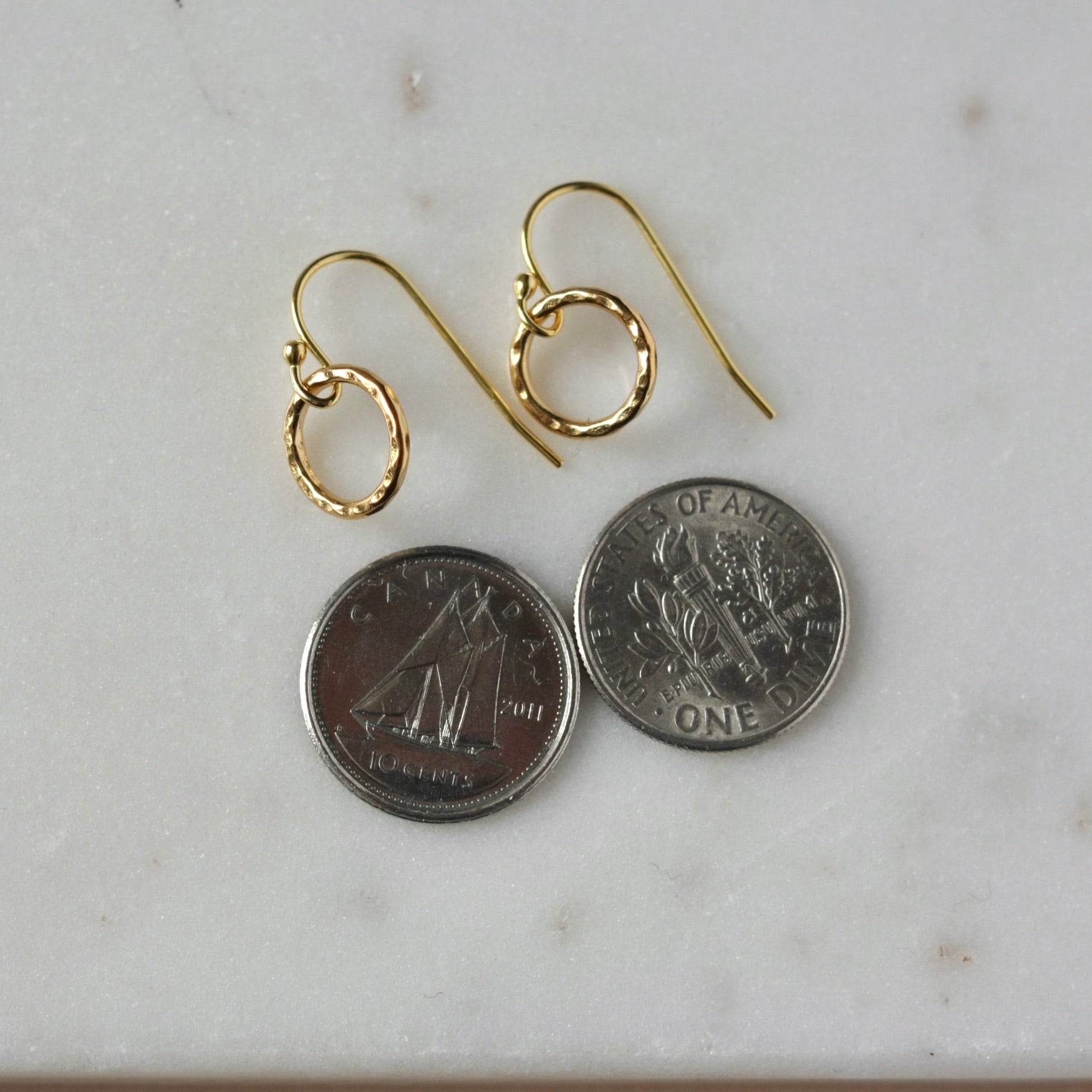 Minimalist Geometric Gold Circle Earrings